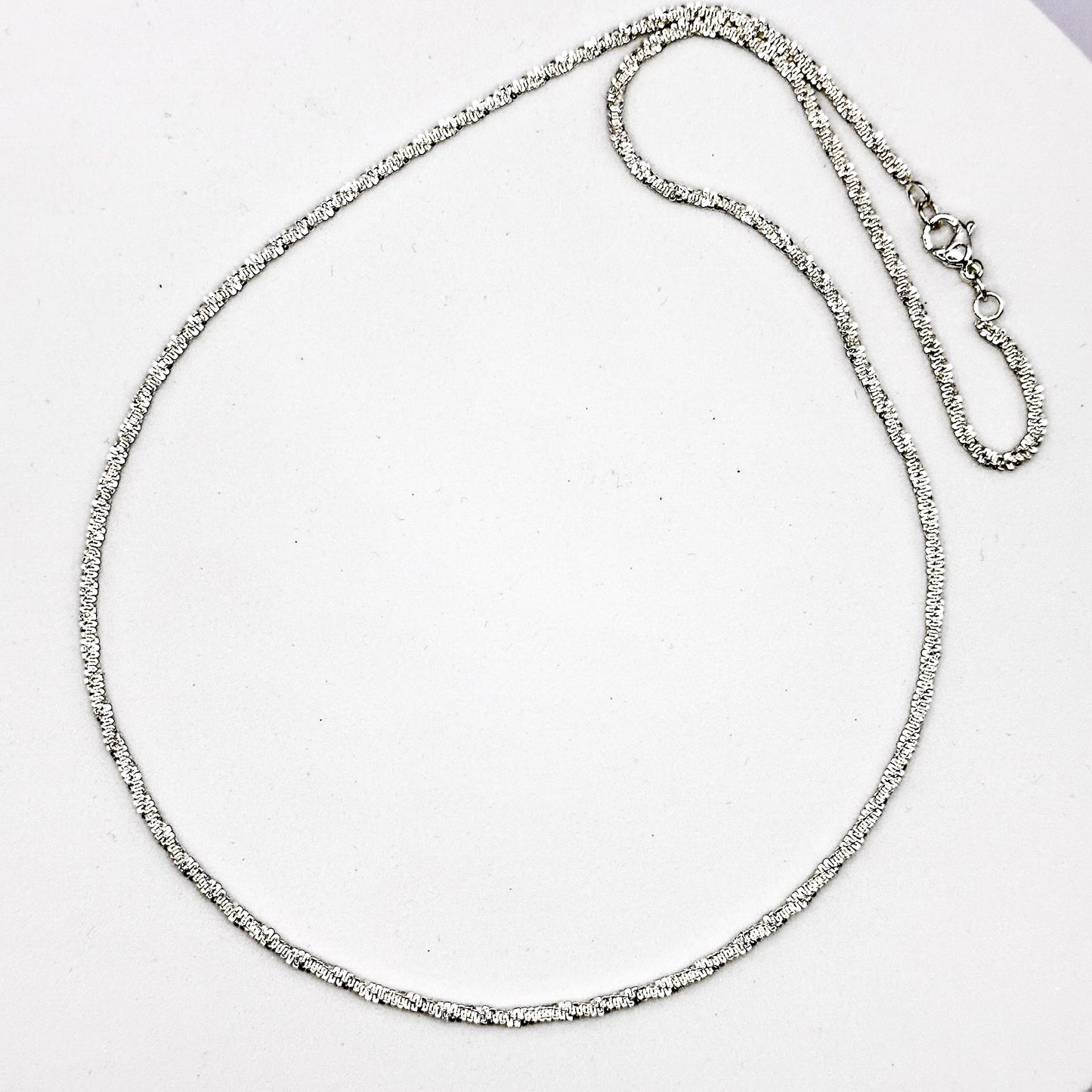 Flossy Necklace
